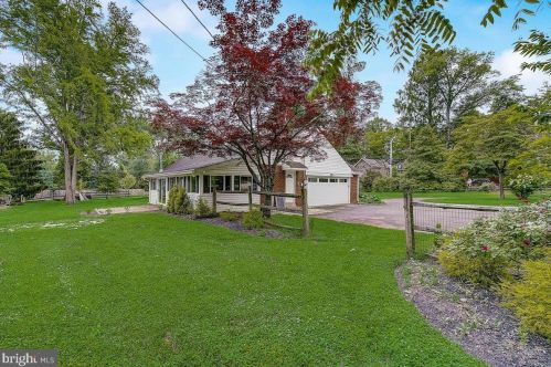 801 Morris Rd, Blue Bell PA  19422-1548 exterior