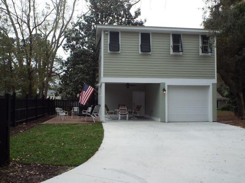 786 Dragoon Dr, Mount Pleasant SC  29464-3023 exterior