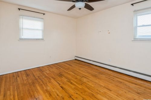 235 Farmers Ave, North Lindenhurst NY  11757-1815 exterior