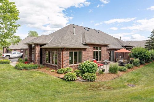 173 Canyon Dr, Hudson, WI 54016-7721