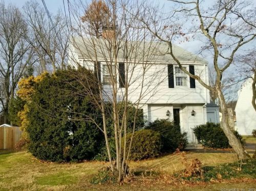 27 Pilgrim Rd, Bristol, CT 06010-3127