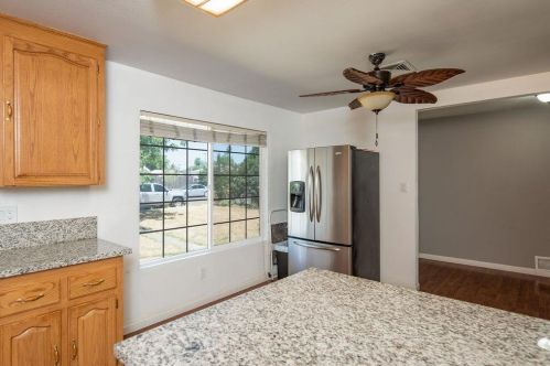 868 Bethany Ave, Turlock CA  95380-5808 exterior