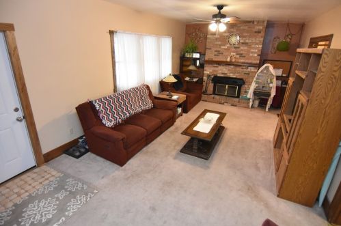 4012 Davis Ave, Whitaker PA  15120-3424 exterior