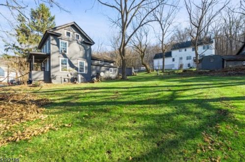 132 Axford Ave, Oxford, NJ 07863-3202