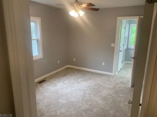 1 Adams Trl, Hopatcong NJ  07843-1202 exterior