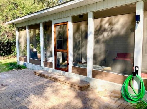 352 Park Ave, Defuniak Springs FL  32435-2611 exterior