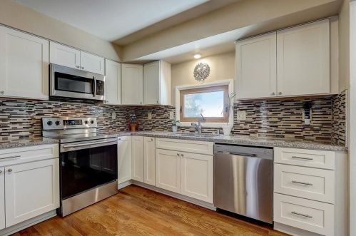 4127 92, Milwaukee WI 53228-2131 exterior