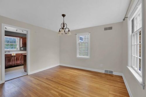 205 Woodland Ave, Glenshaw PA  15116-2010 exterior