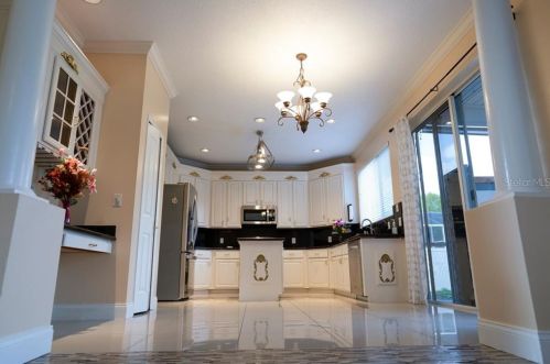 2923 University Acres Dr, Orlando, FL 32817-3009