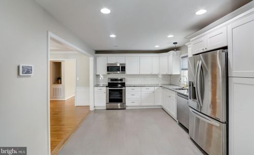 807 Cornell St, Fredericksburg VA  22401-4716 exterior