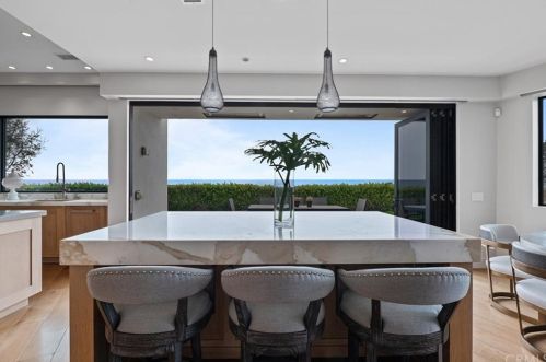 82 Monarch Bay Dr, Dana Point CA  92629-3428 exterior