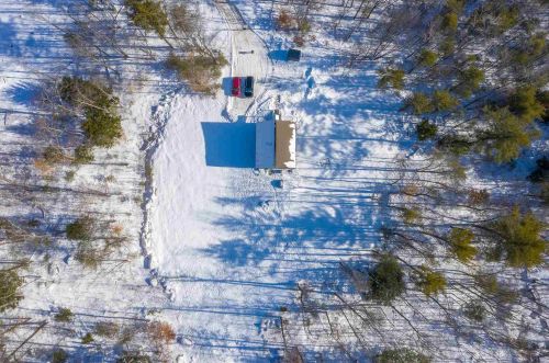 202 Hurricane Rd, Belmont, NH 03220-4151