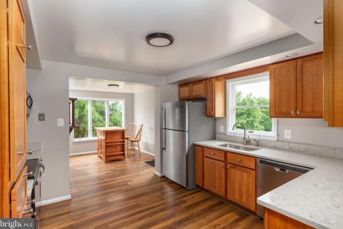 14260 Rehobeth Church Rd, Lovettsville VA  20180-3218 exterior