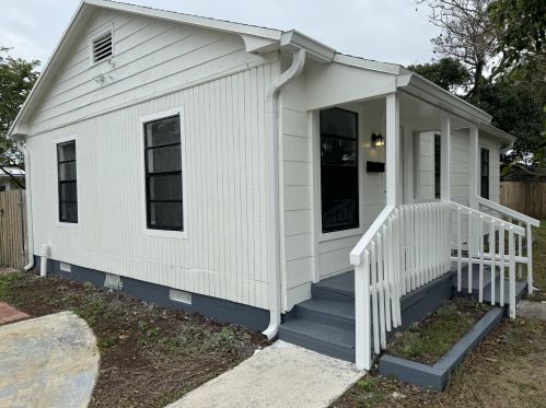 5000 Lake Ave, West Palm Beach FL  33405-3128 exterior