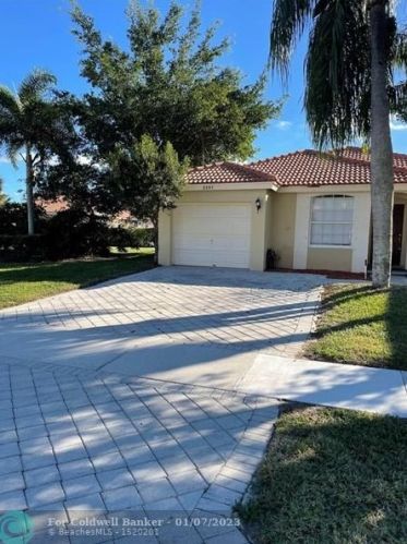 3597 Miramontes Cir, West Palm Beach, FL 33414-8822