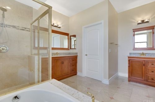 6022 Oak Ave, Temple City CA  91780-2029 exterior