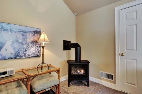 13572 Lake Wildwood Dr, Lake Wildwood CA  95946-9500 exterior