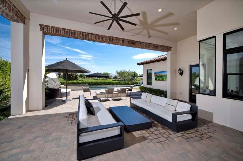 81738 Andalusia, La Quinta CA  92253-8252 exterior