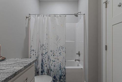 1812 Cypress Trl, New Johannesburg WI  54017-4000 exterior