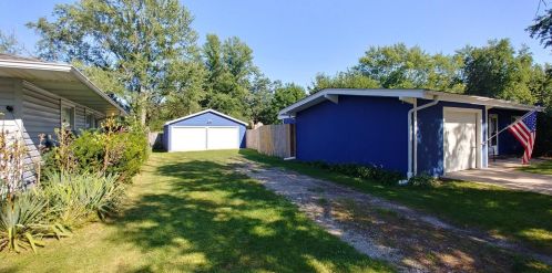 2519 Lakewood Dr, Dyer, IN 46311-2131