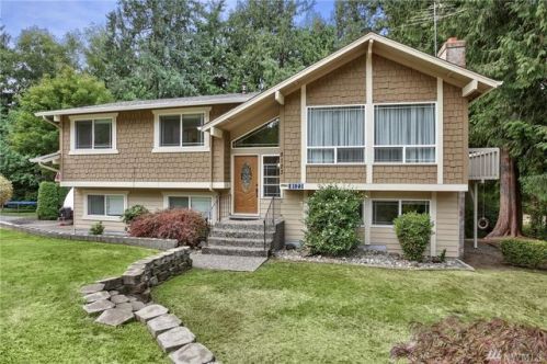 8123 Spur Ct, Bremerton, WA 98311-9124