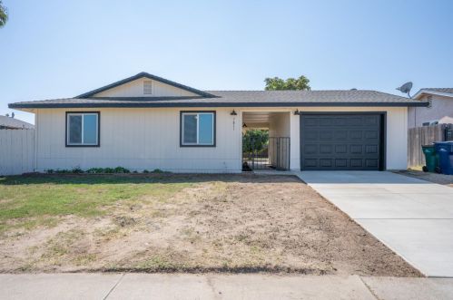 7811 Myrtle Ave, Winton CA  95388-9341 exterior