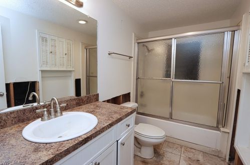 5151 Sanibel Captiva Rd, Sanibel FL  33957-2507 exterior
