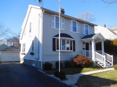 120 Clarkson St, Bridgeport, CT 06605-3240