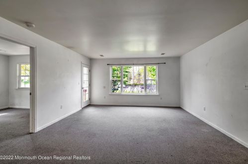 147 Harlequin Glade, Berkeley Township NJ  08721-1394 exterior