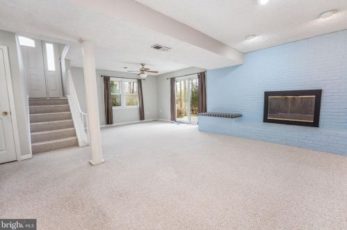 14868 Prestige Dr, Woodbridge VA  22193-3310 exterior