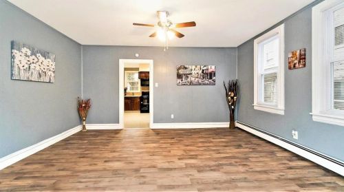 407 Walnut St, Catasauqua PA  18032-1704 exterior