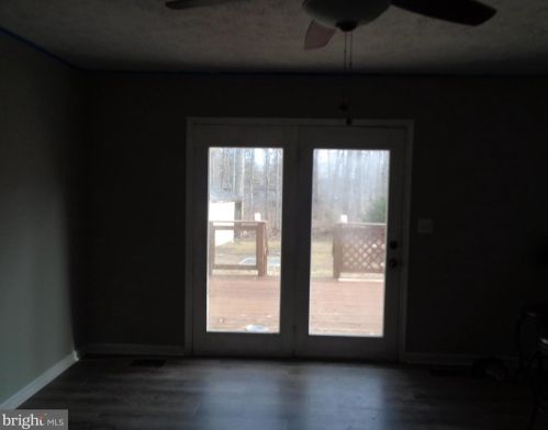 737 Lakeview Pkwy, Locust Grove VA  22508-5131 exterior