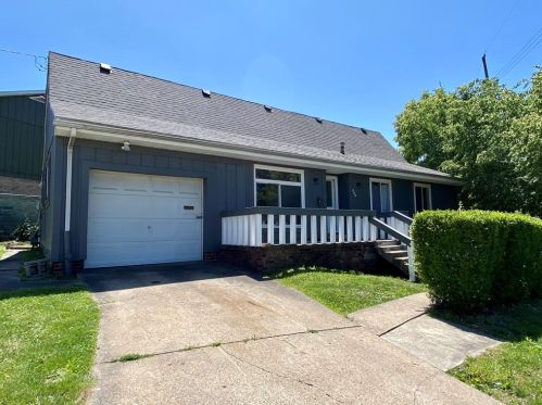 222 11th Ave, Whitaker PA  15120-1629 exterior