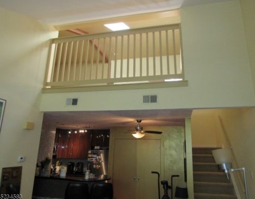 22 Tansy Ct, Bedminster, NJ 07921-1402