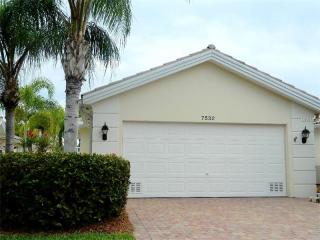 7532 Renato Ct, Sarasota, FL 34238-6232
