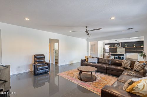 14411 Poinsettia Dr, Sun City AZ  85379-4384 exterior