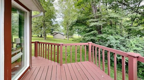 328 Mohican Trl, Mercer PA  16137-9333 exterior