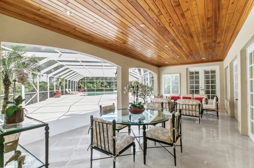 15563 Estancia Ln, West Palm Beach FL  33414-7439 exterior