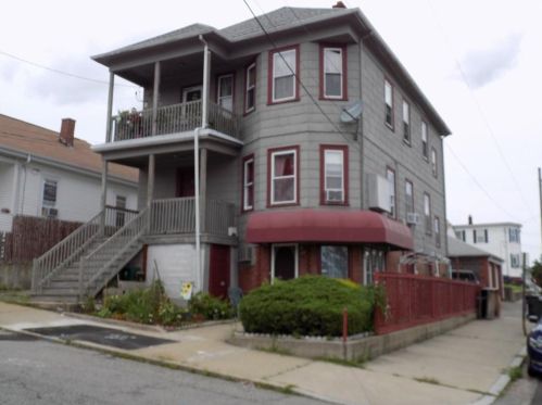 210 Ledge St, Providence, RI 02904-1583