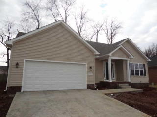2744 Pointe Ct, Bowling Green KY  42104-5467 exterior