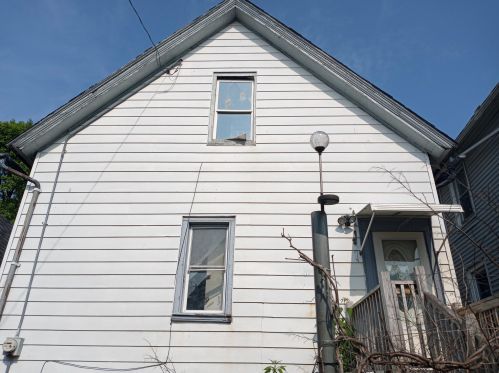 1947 20th St, Milwaukee WI 53204-3735 exterior