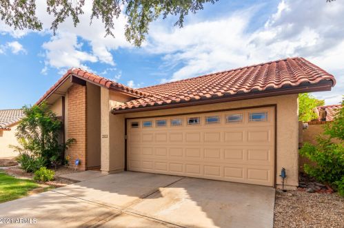 5211 Coronado Cir, Phoenix, AZ 85044-2336
