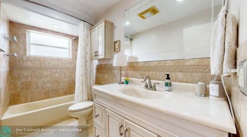 9015 10 St, Hollywood FL 33025-4520 exterior