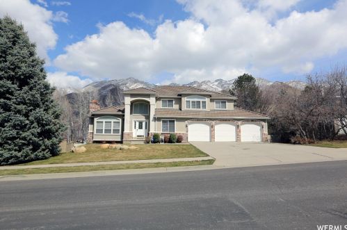 6903 Vista Grande Dr, Salt Lake City, UT 84121-3571