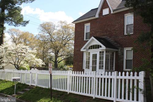 8700 Maple Ave, Bowie, MD 20720-3681