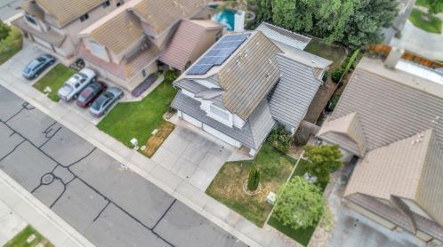 8702 White Peacock Way, Elk Grove CA  95624-3701 exterior