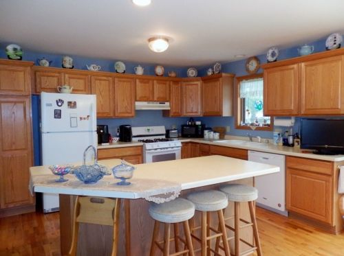 206 Mary St, Watertown WI  53094-6519 exterior