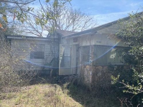25131 Family Ct, Mount Plymouth, FL 32776-8102