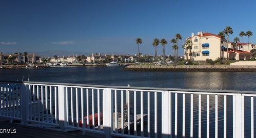 4430 Falkirk Bay, Oxnard CA  93035-3708 exterior