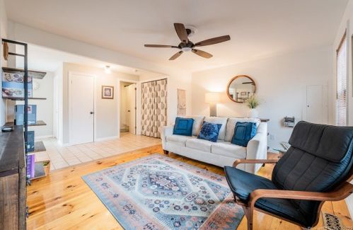 2 Katherine Rd, Lyme CT  06371-1620 exterior